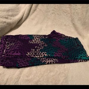LuLaRoe geometric pattern TC Leggings